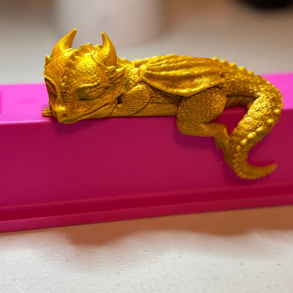 3D Printed: Sleeping Bookshelf Dragon