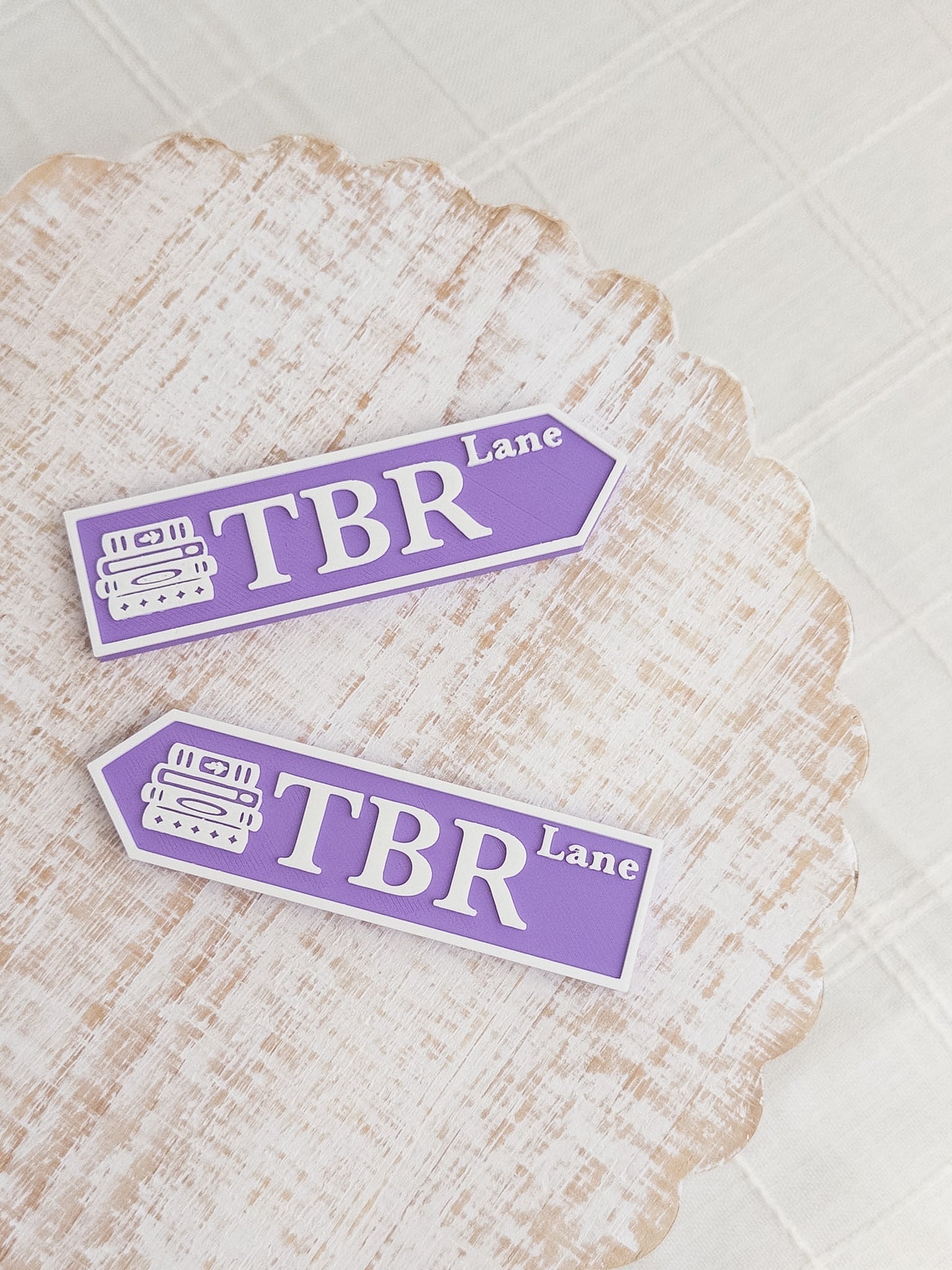 Purple TBR (to be read) Sign