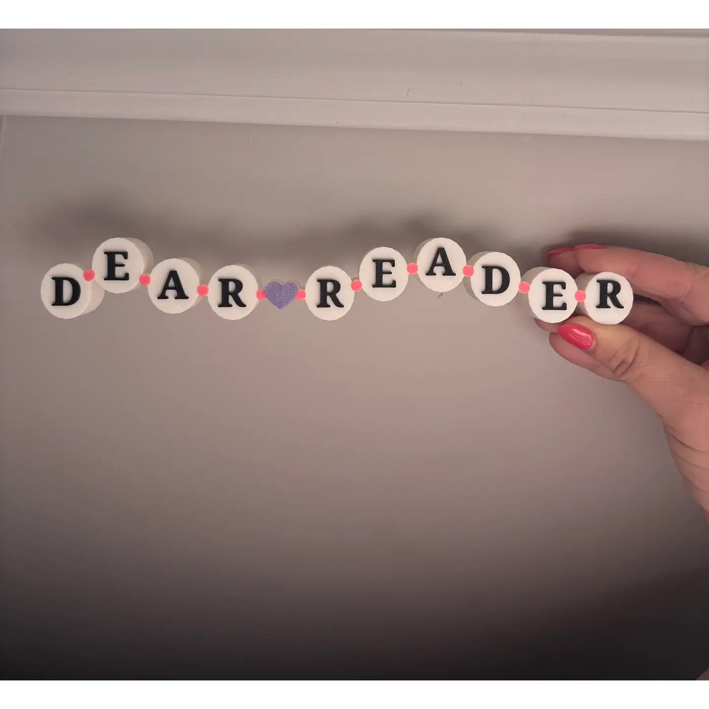 Friendship Bracelet Dear Reader Bookshelf Sign